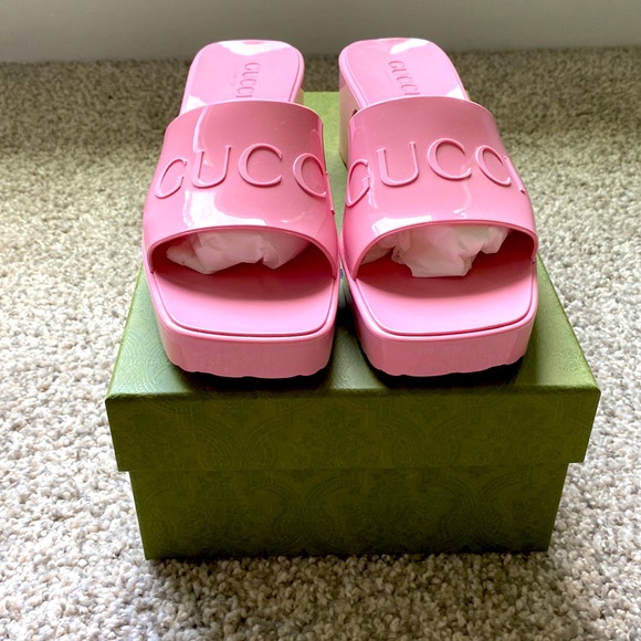 Brand new never worn Gucci GG Slides Sz 38 Pink - Picture 1 of 7